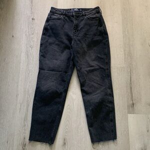 Hollister black gray raw Hem women’s ultra high rise mom‎ jeans  size 27
